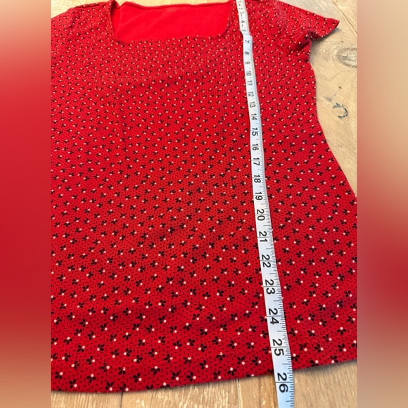 Tommy Hilfiger Red Crew Neck T-Shirt w small pattern L - Picture 3 of 5